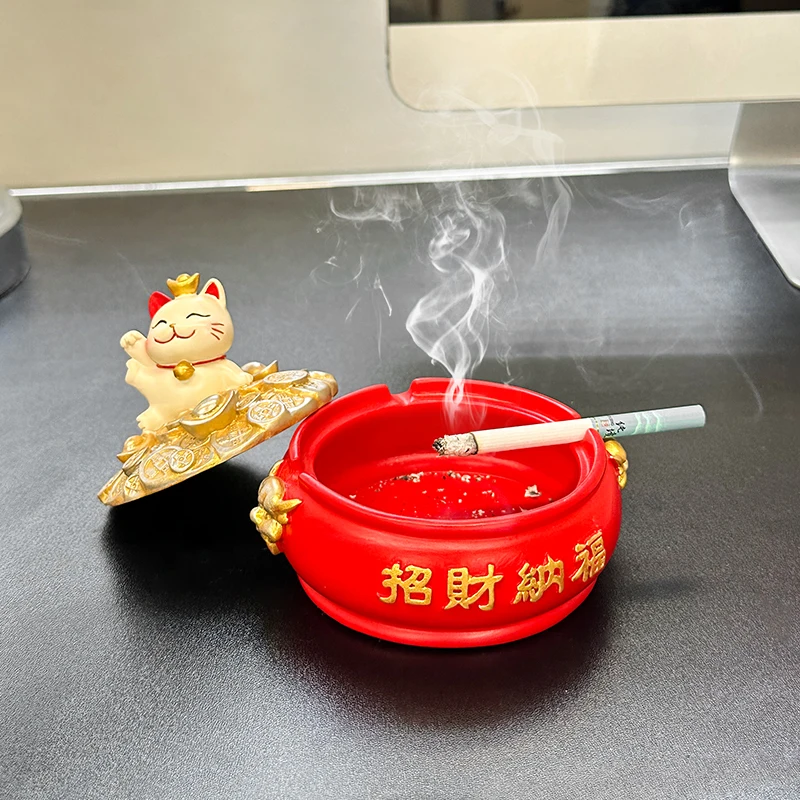 Creative Cute Lucky Cat Ashtray Windproof Living Room Desktop Decoration Lucky Cat Statue Home Decoration