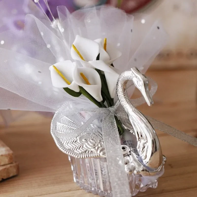 24 set Wedding Favor Boxes Acrylic Swan With Beautiful Lily Flower Wedding Gift Candy Favors Novelty Baby Shower Candy Boxes