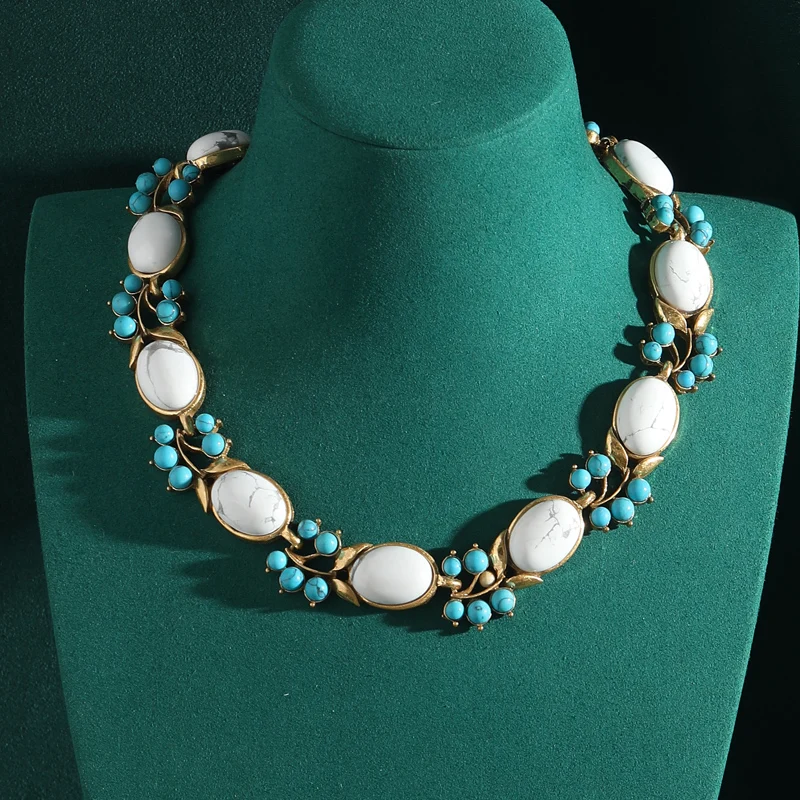 

Ancient Egyptian Blue and White Stone Collar Torquse Egg Shaped Antique Jewelry Oval Chokers Necklace Women Vintage Accessories