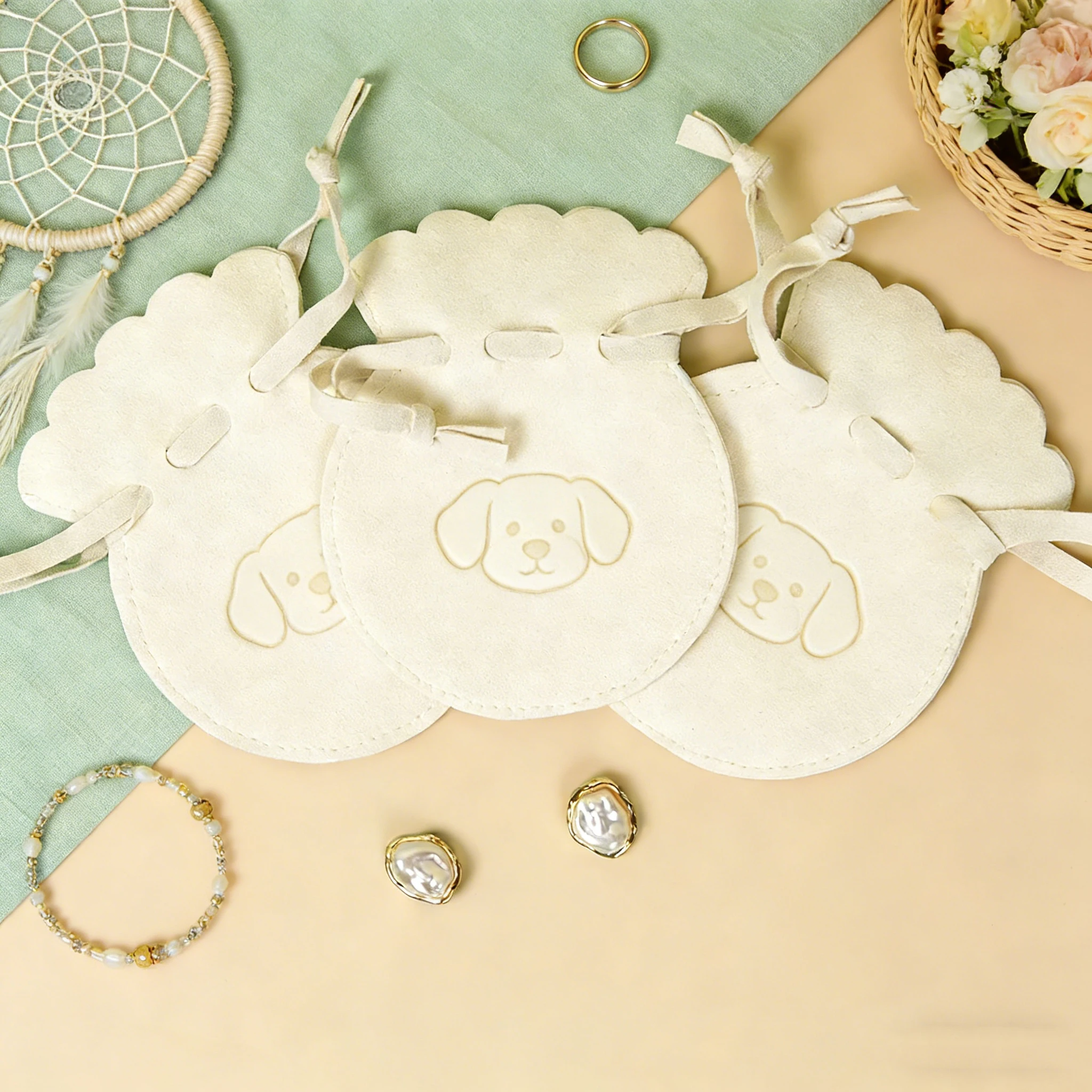 

Персонализированные мешочки из замши и микрофибры с логотипом, 7x8 см, 8x10 см, для ювелирных изделий, мини-кольца, на шнурке, для свадебных подарков