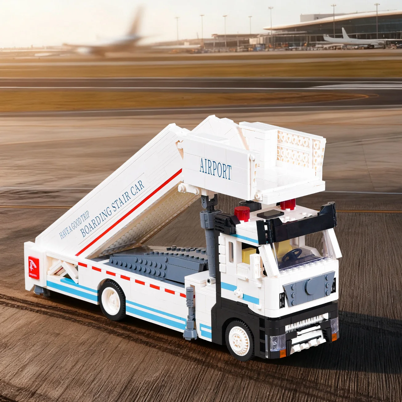 

1926PCS Kids Building Blocks Original Mini Vehicle Car Boarding Car Airport Aircraft Children's Gift Assembled Decorative Item