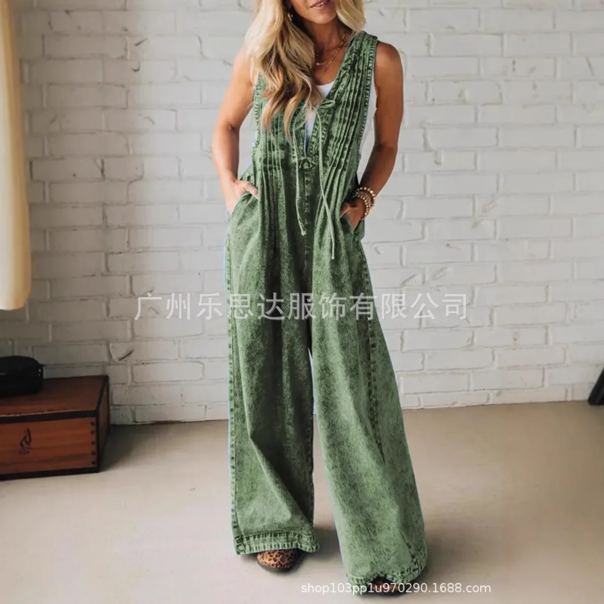 

Denim Jumpsuit Women Washed V Neck Jeans Sleeveless Rompers Loose Wide Leg Pants Jumpsuits Pockets Folds Streetwear Distressed