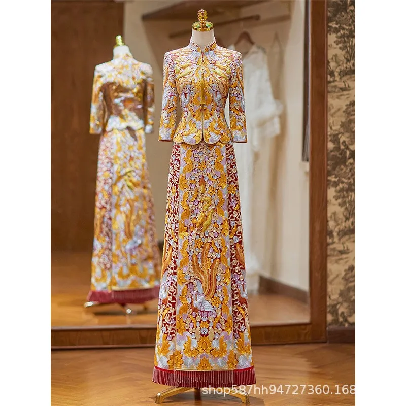 Heavy Industry Gua Huang Long Feng a new style of Chinese wedding dress and toasting attire
