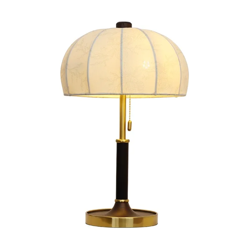 

French retro table lamp American minimalist wabi wind living room bedroom high-end atmosphere table lamp
