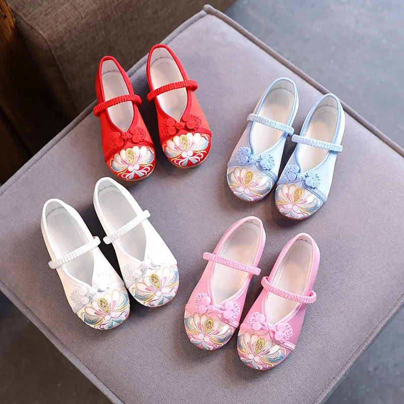 

Children's Hanfu shoes girls' embroidered shoes old Beijing cloth shoes baby Tang costume Chinese style performance shoes dance