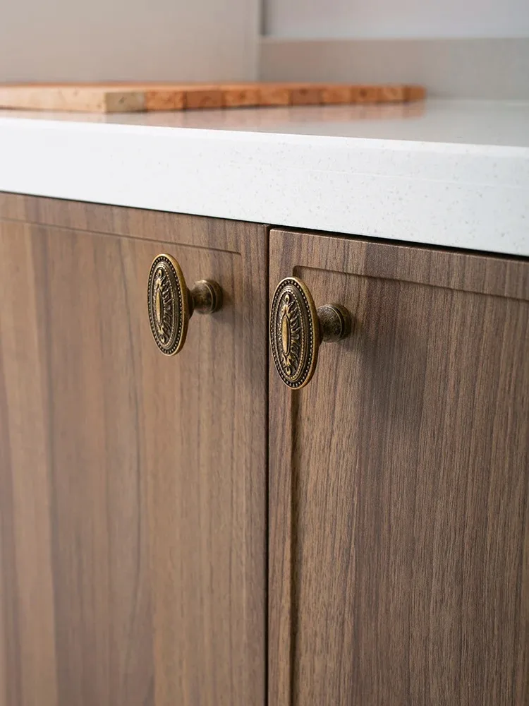 French Retro Cabinet Door Handle High-end Wardrobe Cabinet Drawer Cabinet Door Bronze Furniture Single Hole Handle Hardware
