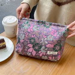 Women Canvas Travel Portable Makeup Organizer Zipper Bag Simple Sweet Pink Flower Embroidered Clutch Cosmetic Bag Makeup Case