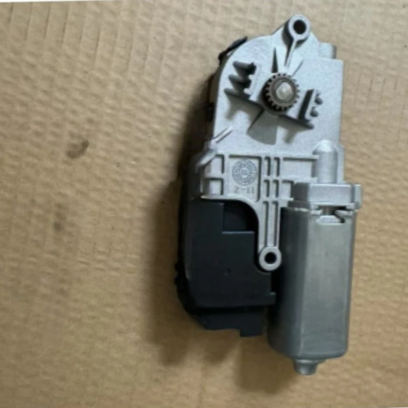 

BB5Z15790A BB5Z-15790-A Car Sunroof Motor Vehicle Sunroof Window Motor For Ford Explorer Sport Utility 2011-2017