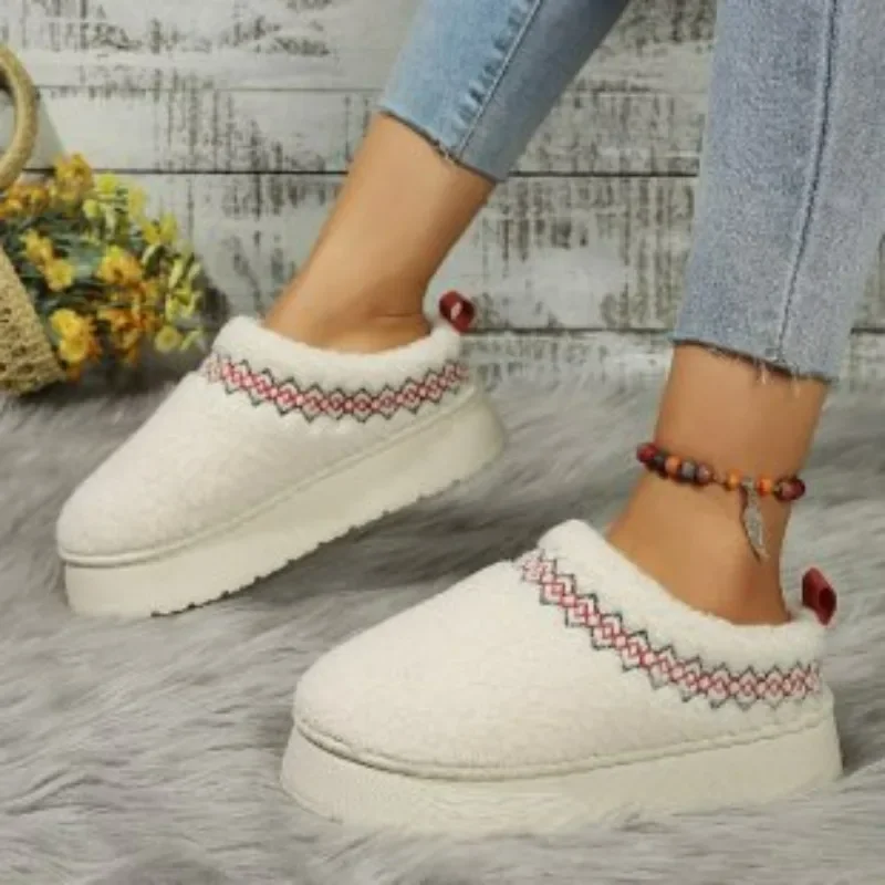 

New Warm Fur Ankle Boots Women Flats Platform Slippers Plush Flip Flops Winter Cotton Shoes for Women Brand Design Snow Botas