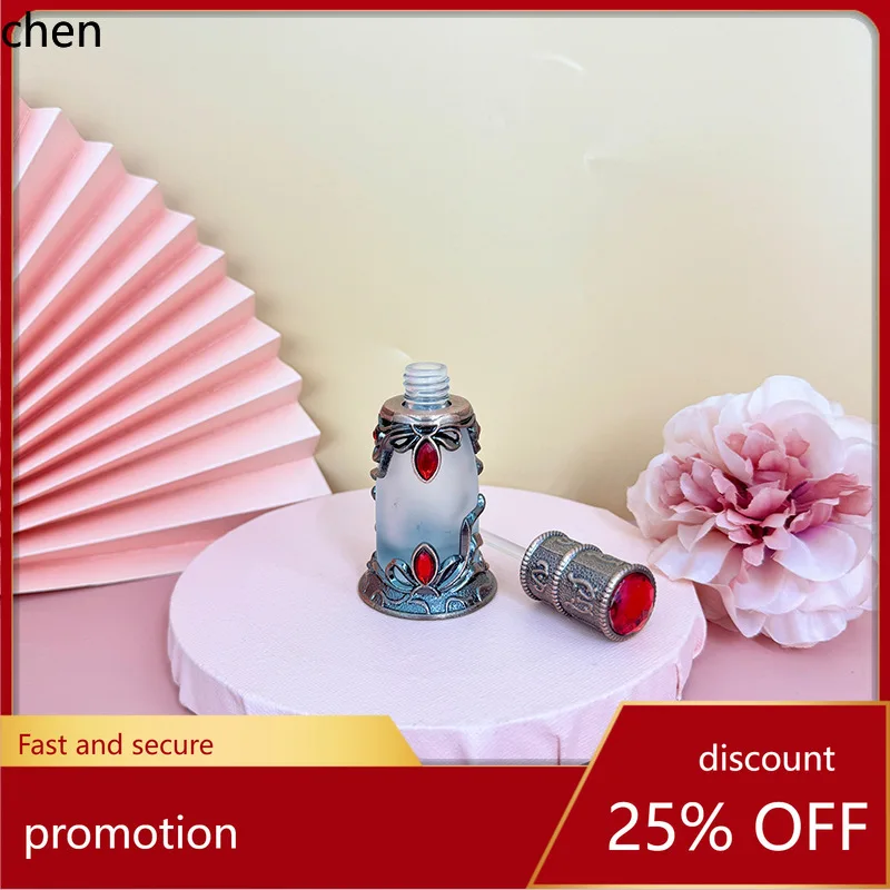 YFY  metal fragrance perfume bottle retro essential oil bottle glass perfume travel cosmetics castle alloy dispensing bottle