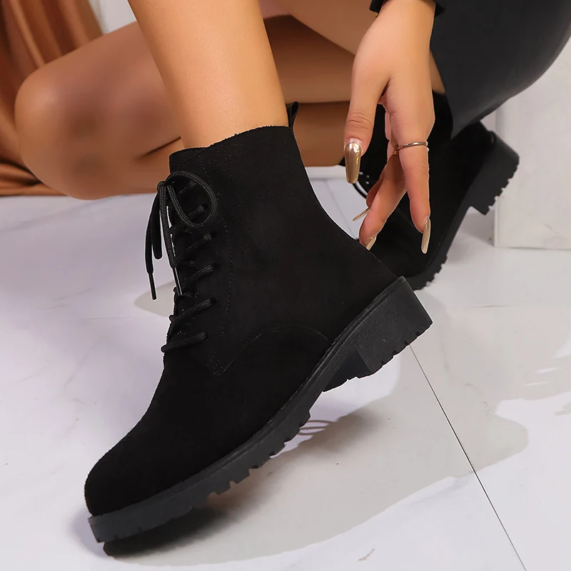 Lucyever Jesienne czarne botki na niskim obcasie dla kobiet Flock Lace Up Platform Short Booties Woman Comfort Plus Size Boots Female