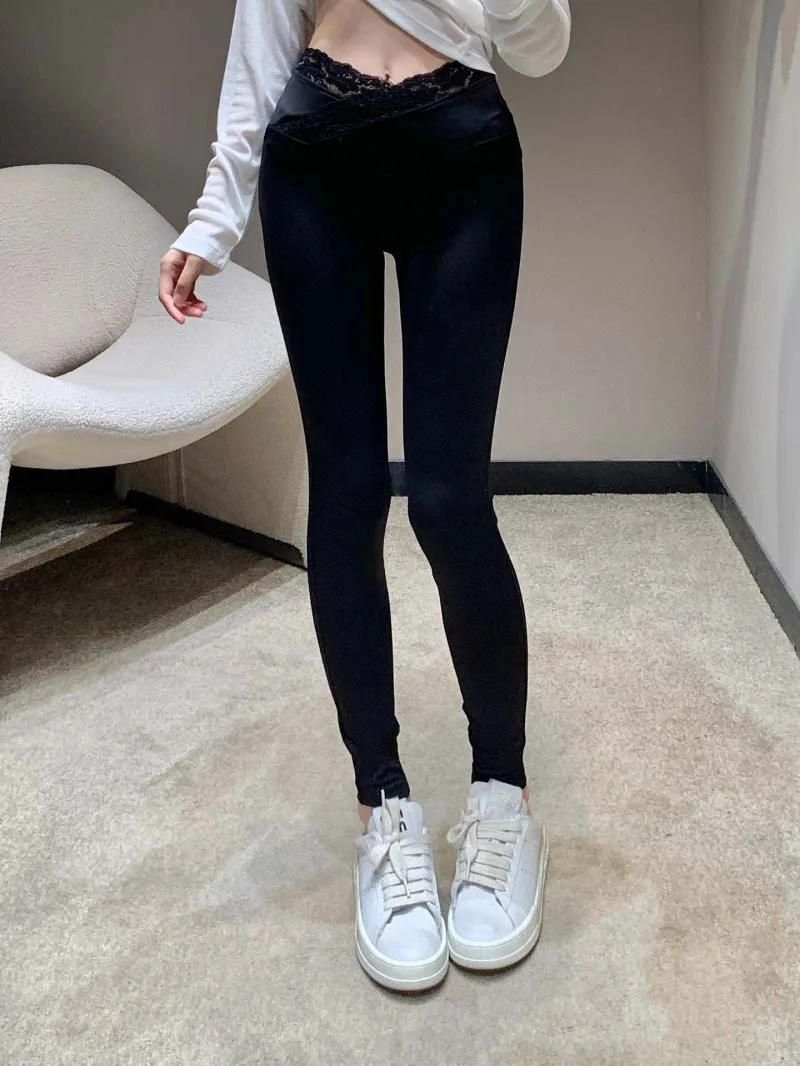 

Sweet and spicy women's pants are fashionable, exquisite, slim fitting, slimming, lace elastic, tight fitting, pencil leggings