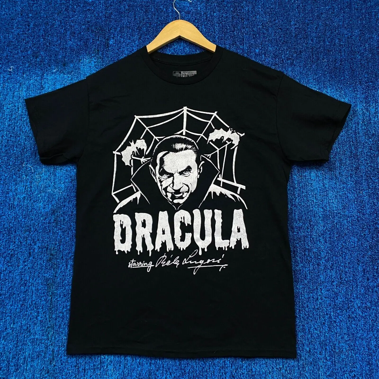 

Dracula Horror Movie T-shirt Size Medium