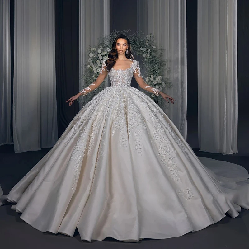 فستان زفاف رومانسي من الساتان مع ثوب حفلة دانتيل مطرز بأكمام طويلة وياقة مربعة مخصص للعروس بأربطة رداء MariéE من الساتان