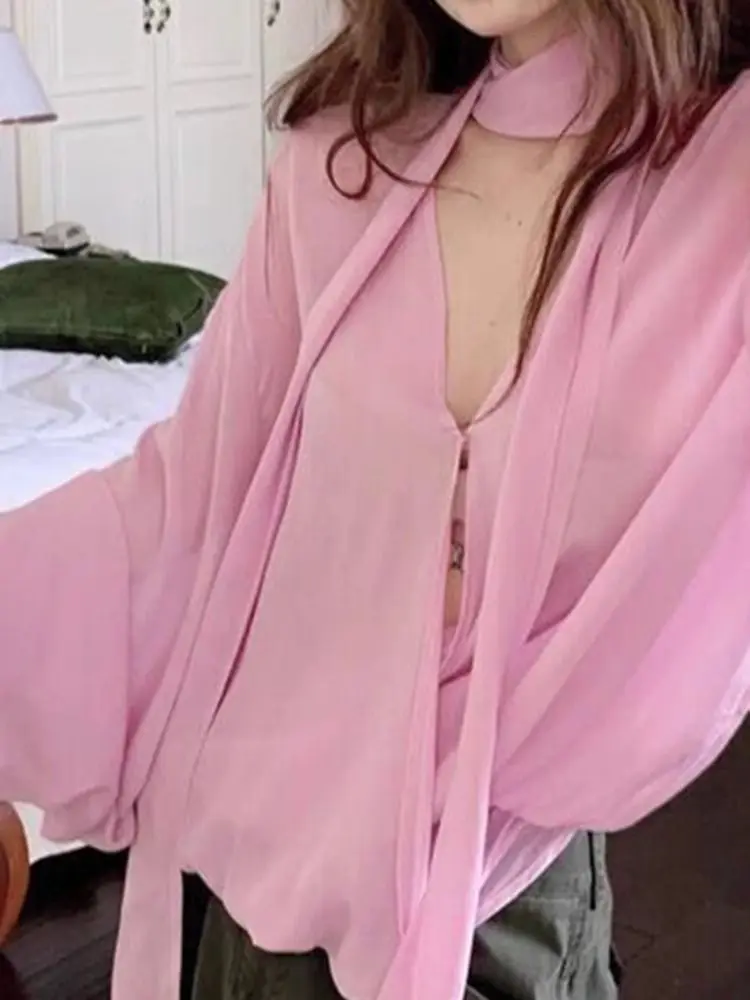 

2026 summer clothing is unique, super good-looking and beautiful, small top, high-end light luxury pink sunscreen shirt, women
