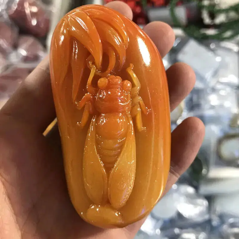 Huanglong Jade Handheld Golden Cicada Amazing Pendant for Men and Women