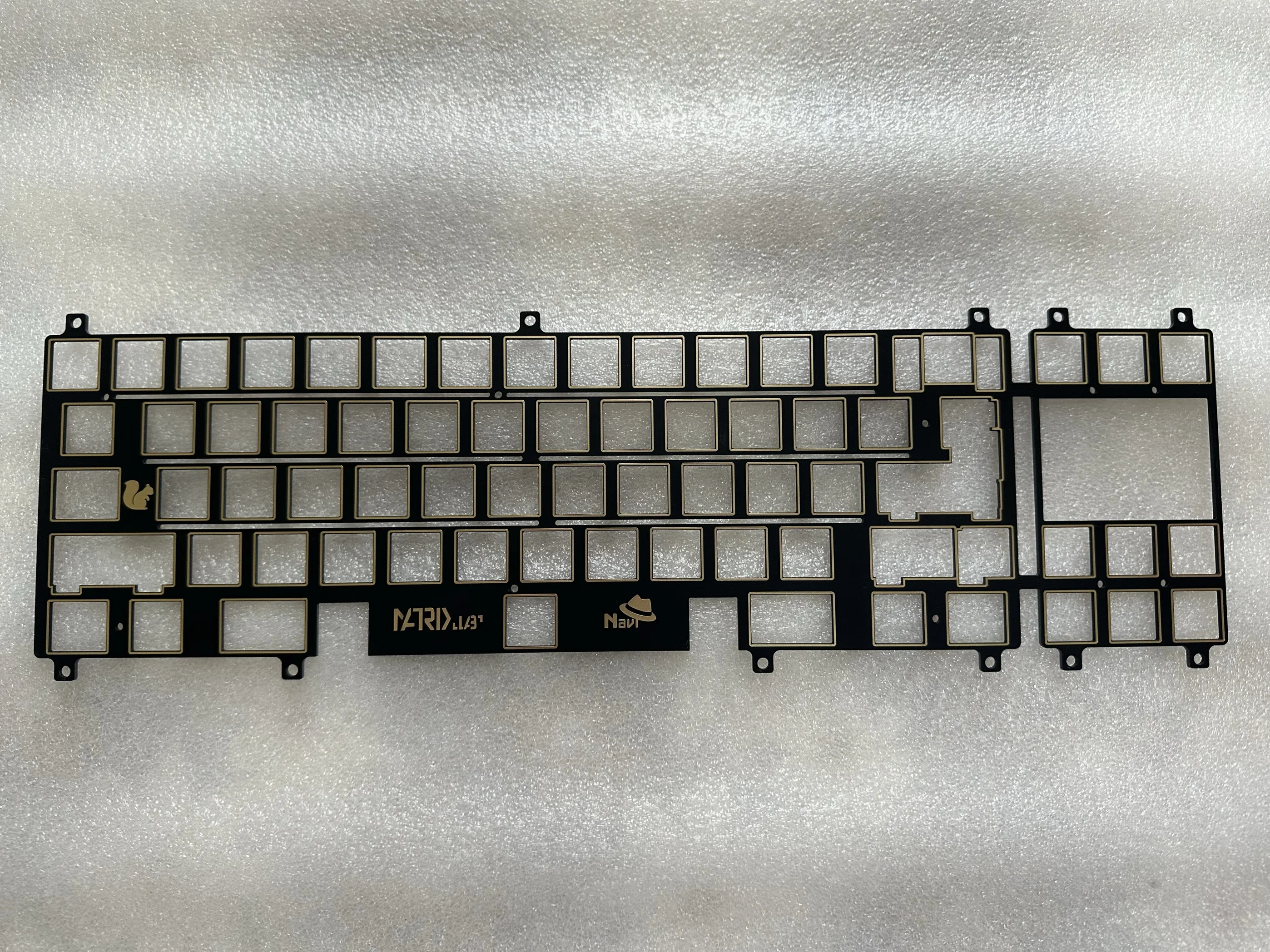 Marix Navi 70 keyboard FR4 plate for pcb mounted stab use