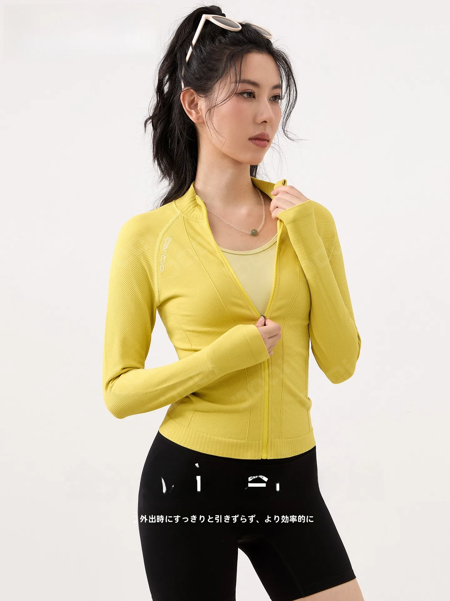 2026年春-スリムフィット-ヨガ-フィットネスウェア-レディース-長袖-スタンドカラー-ショートスポーツコート-确実に-qi-ランニング-ピラティス-トレーニングに最適