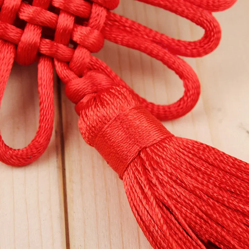 شرابات الحلي الأحمر قلادة معلقة الصينية عقدة محظوظ الديكور المنزل السنة الجديدة شعبية خمر تقليد سيارة السعادة نسج