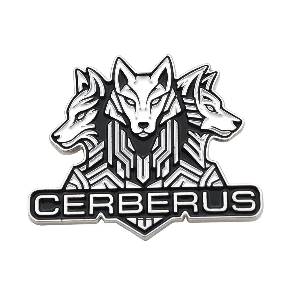 Cerberus-Brosche, griechische Mythologie, dreiköpfiger Hund, Metall-Reversnadel, Wolfskopf-Abzeichen, Punk-Taktiknadeln, Schmuck, Geschenk für Männer. – Detail 5