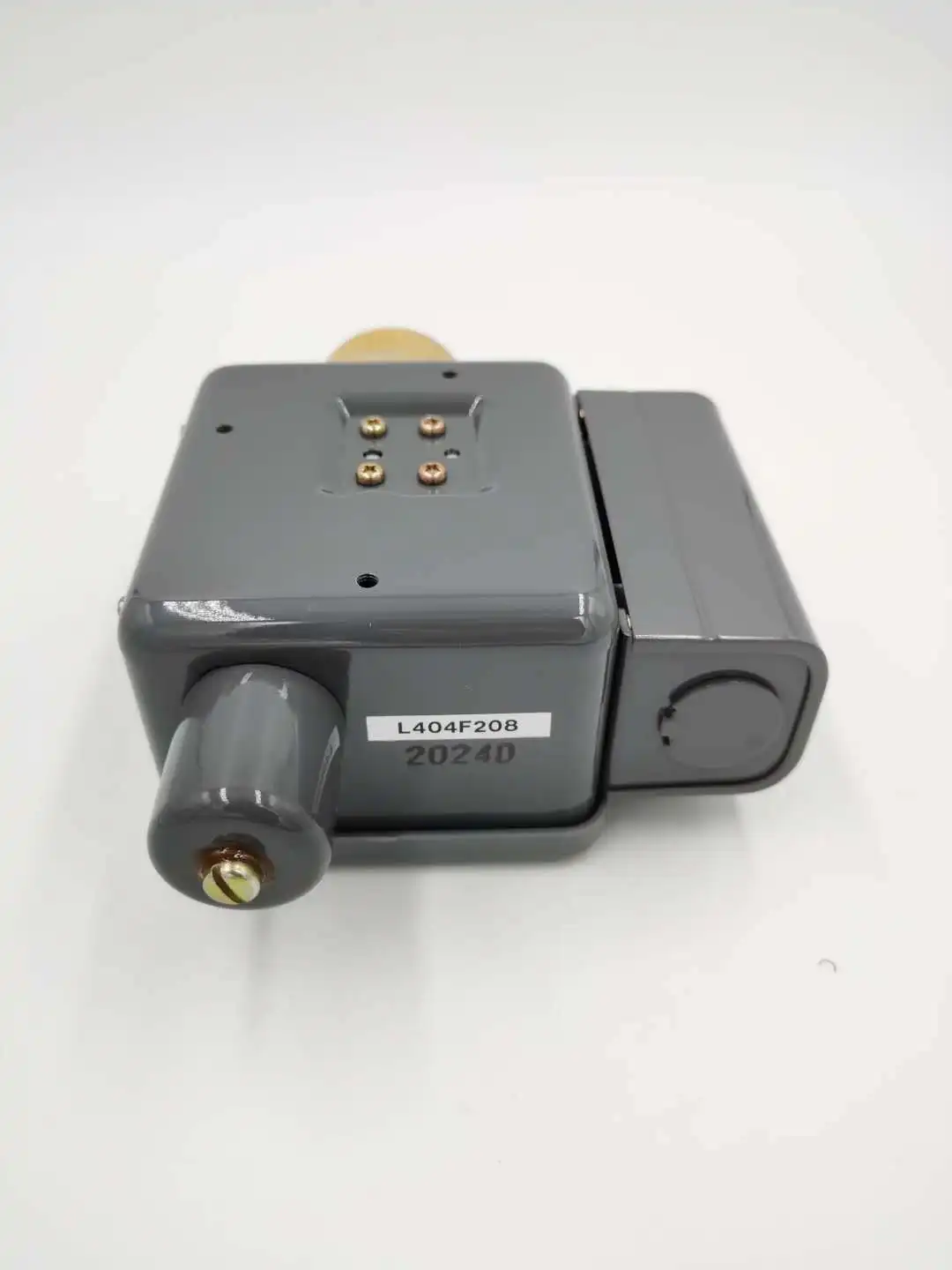 

2025 Japan Yamataked Azbil, переключатель контроля давления пара котла L404F200 в наличии