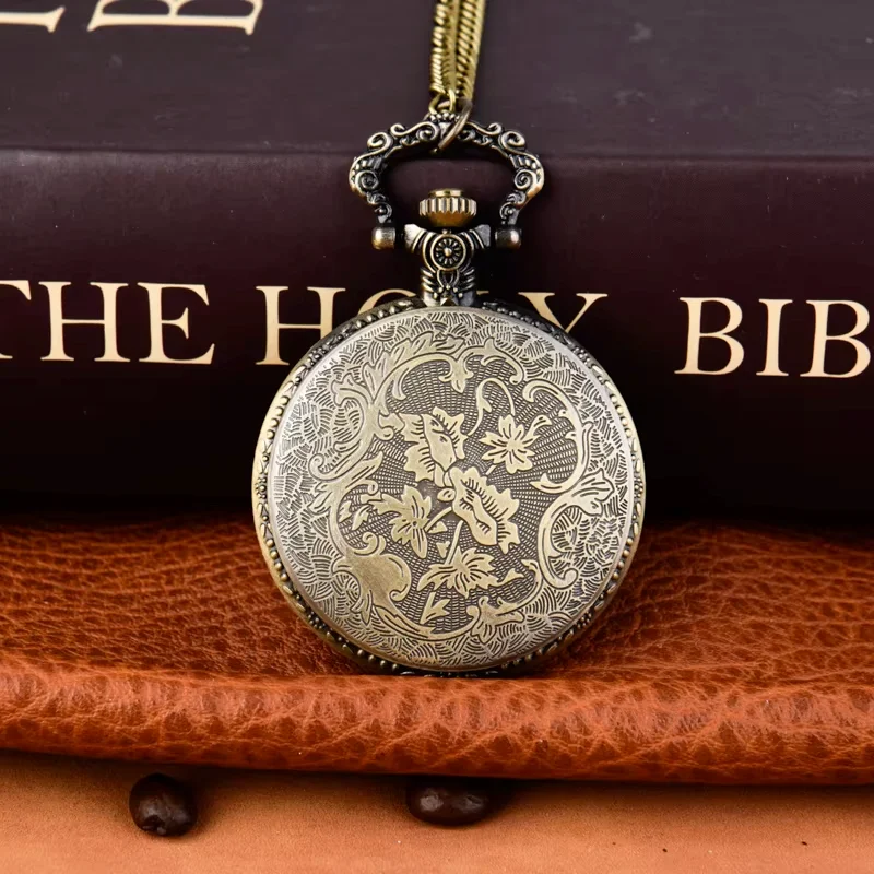Quartz watch vintage large grass deer pocket watch alloy flip necklace pendant watch Deer pattern pocket watch