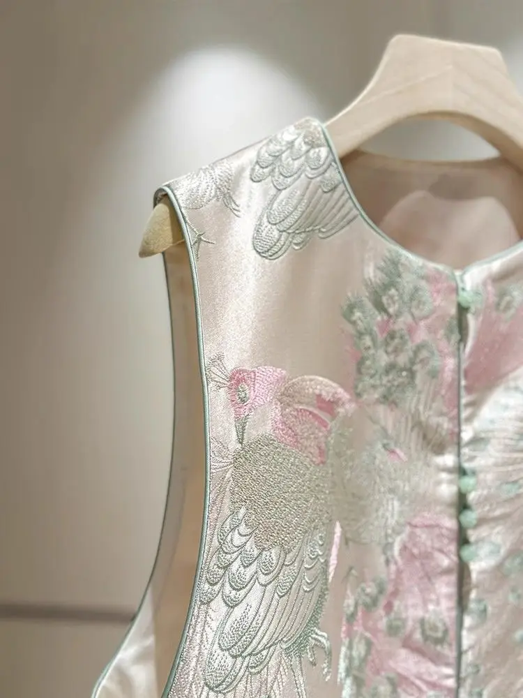 Embroidered Satin Silk Vest Women Chinese Style Vintage Vest Sleeveless Retro Tops Female Autumn New Fashion