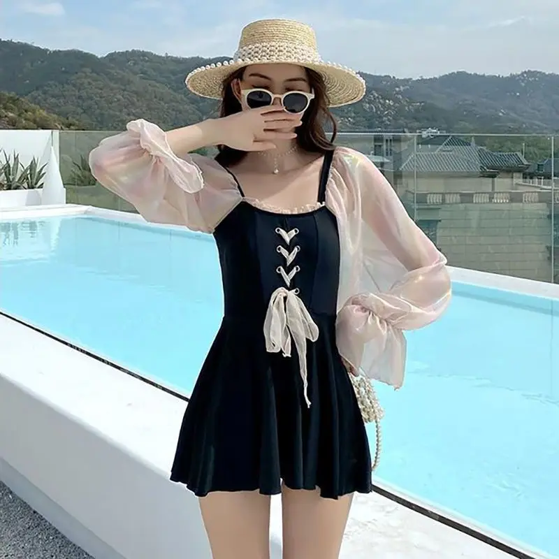 2023 New Fashionable UV-protective Beach Women's One Piece Swimsuit Padded Gathered High Waisted Contrasting Color Bikini Set