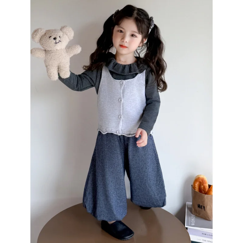 

Girls' Mori Style Outfit2025Spring and Autumn New Children's Knitted Vest Base Shirt Plaid Pants Three-Piece Set