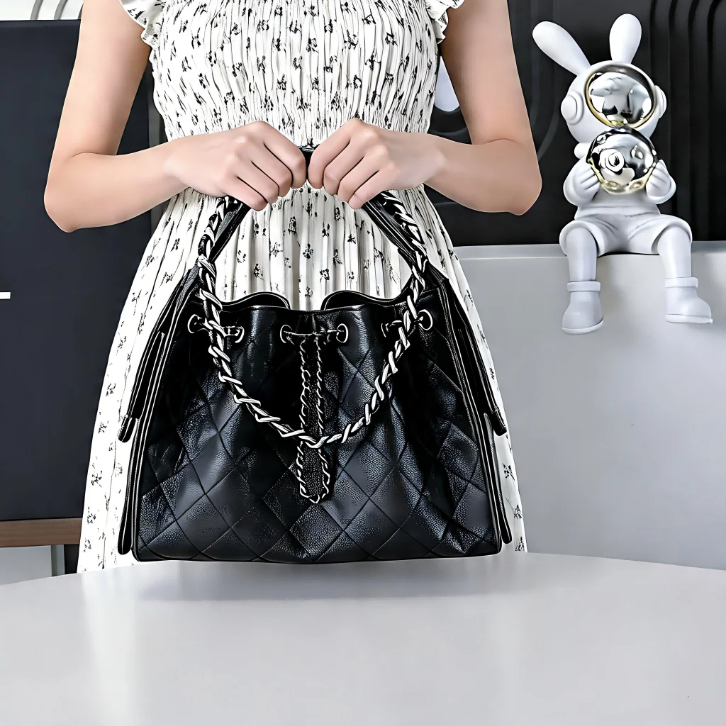 

2026 New Trendy Designer Female Bag Diamond Lattice Genuine Leather Chain Crossbody Shoulder Bag
