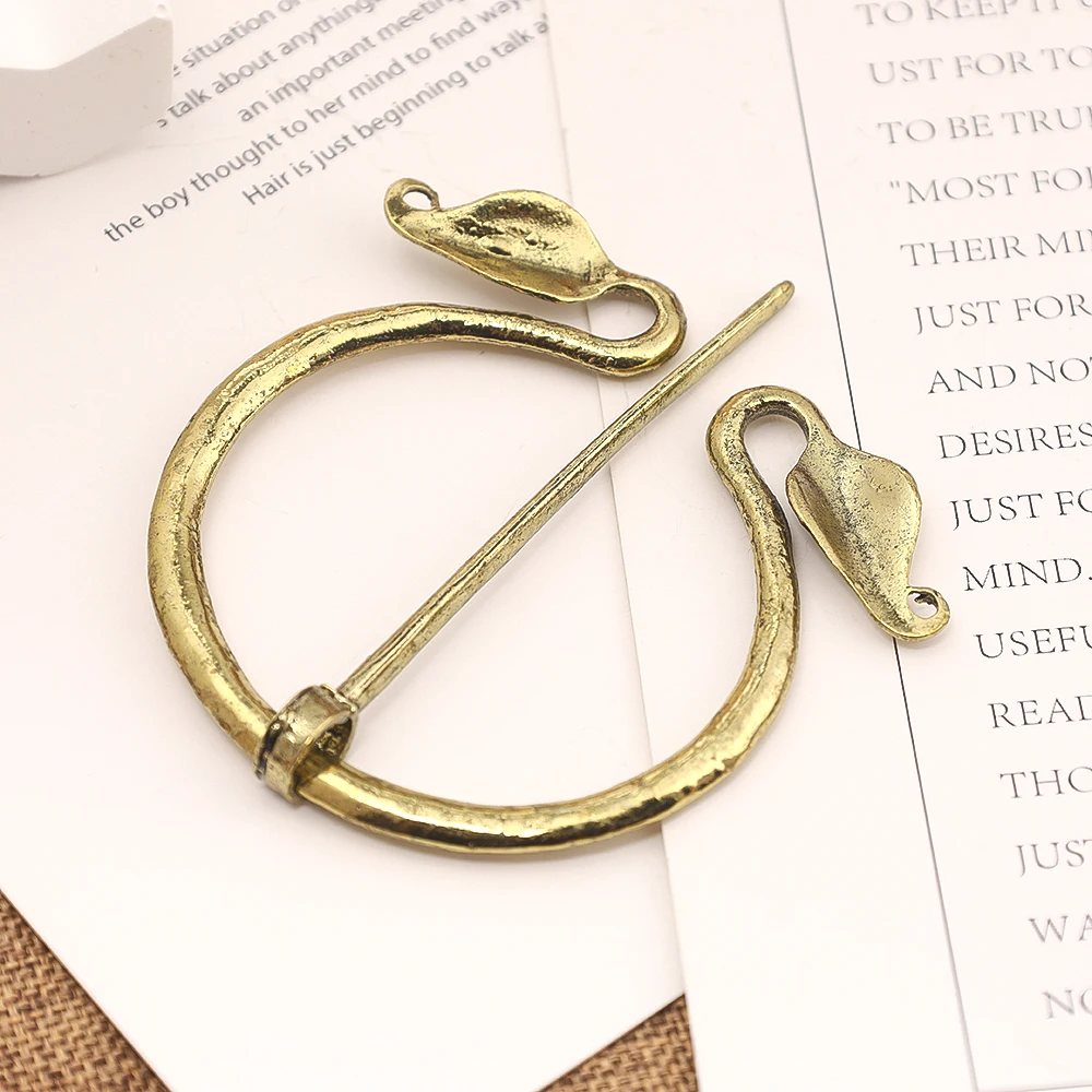 Vintage Broszki Szpilki w Stylu Wikingów Kreatywne Liście Drzewa Szal Płaszcz Broszki Przypinki do Klapy Akcesoria Biżuteria Prezent dla Przyjaciół