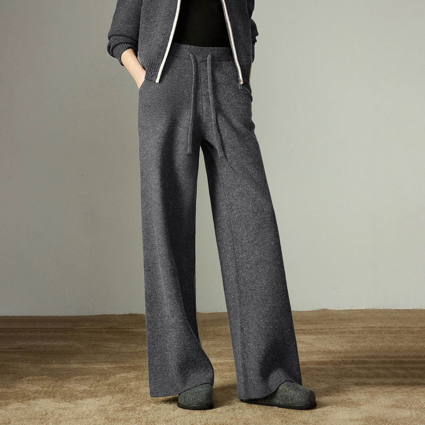 TOYOUTH Women Two-piece Sets 2025 Winter New Color-block Thick Arctic Fleece Sporty Sweater Coat & Wide-leg Pants