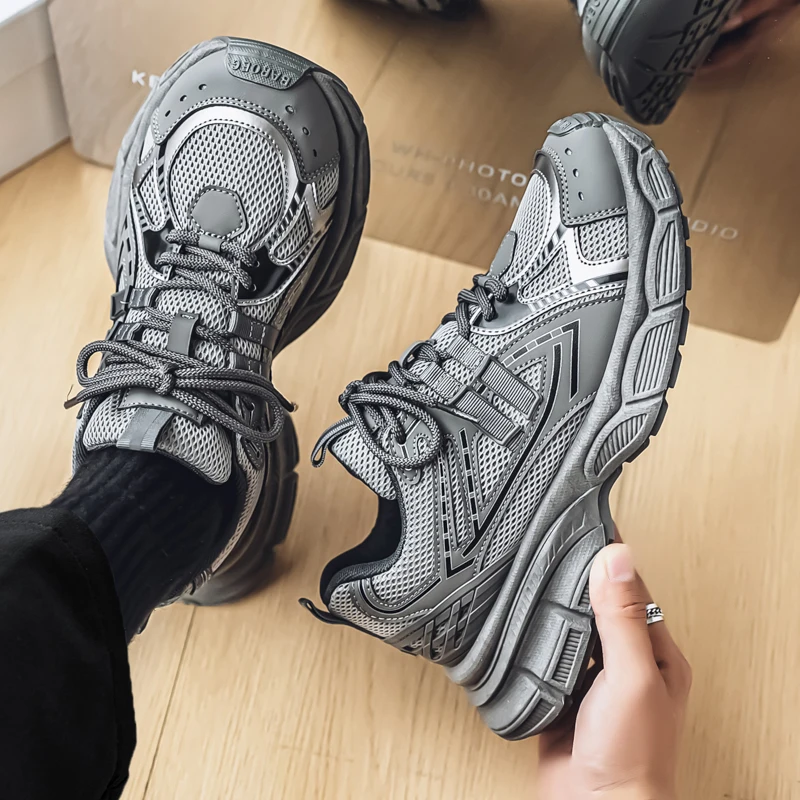 

New Running Sneakers Versatile Men's Shoes Spring Leisure Breathable Men's Lightweight Thick Sole Increase Trendy Sneaker