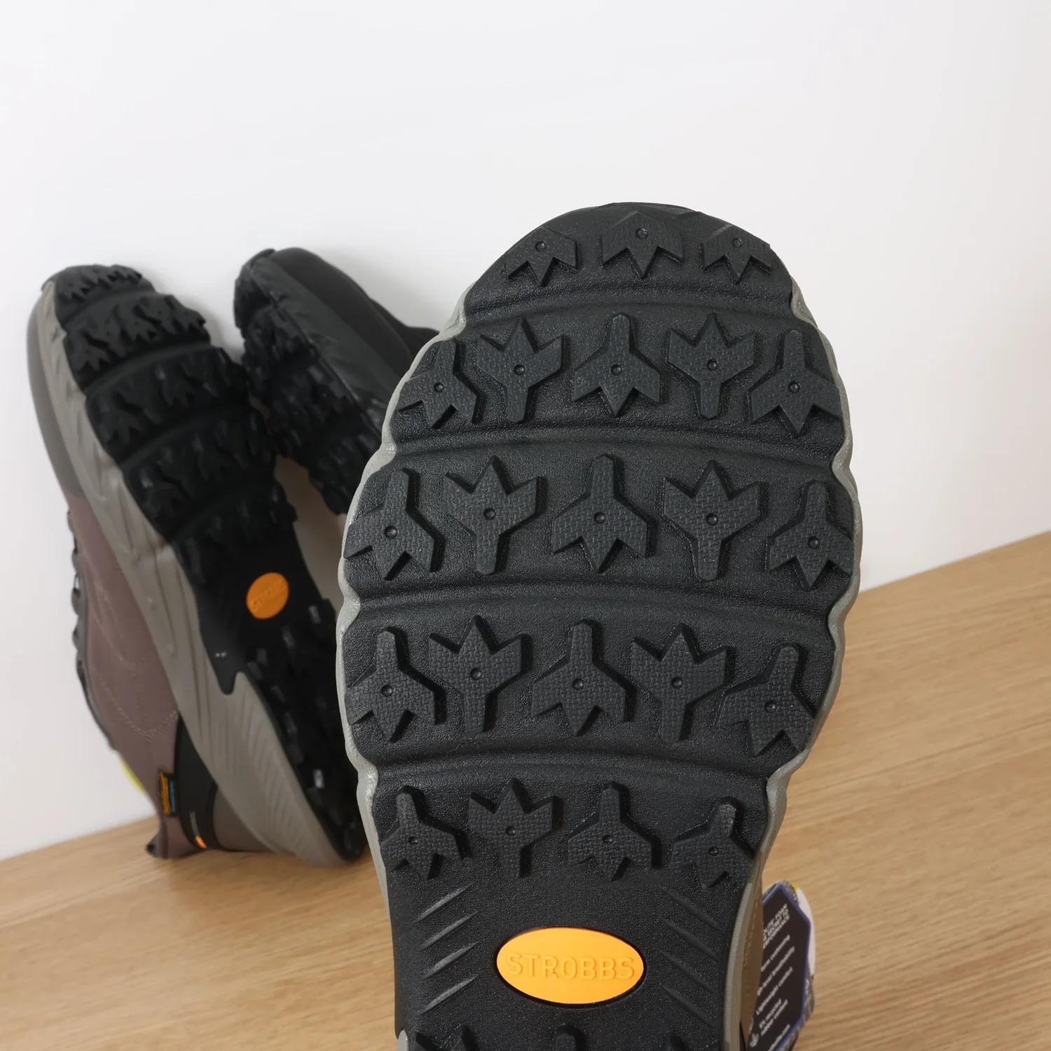 New professional marathon running shoes men's spring carbon plate shock-absorbing non-slip design, teenage students