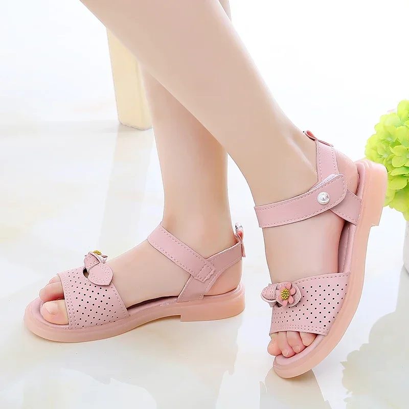 Sandales de princesse pour filles, chaussures de plage d'été mignonnes pour enfants, à la mode, souples et respirantes, avec nœud creux et fleurs