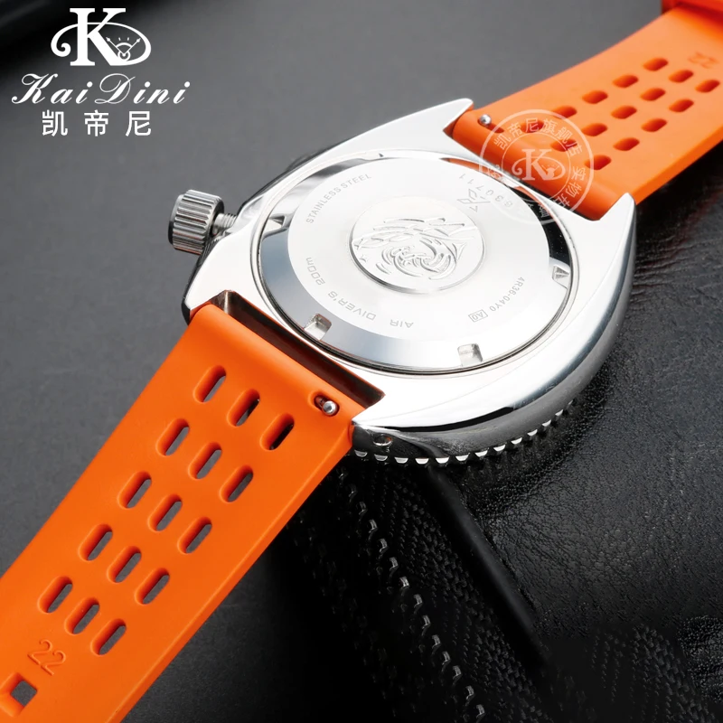 Premium-Grade Porous Structure Quick Release Fluorine Rubber Watch Strap 20mm 22mm New Design FKM Rubber Watch Band