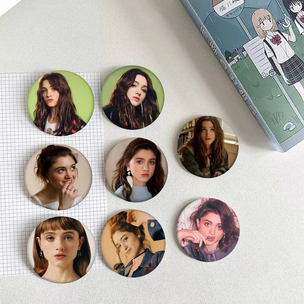 N-Natalia D-Dyer Actor Round Badge Creative Brooch Clothing Backpack Accessories Lapel Pin
