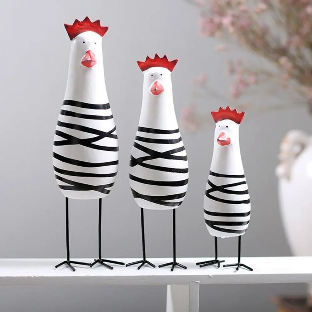 3Pcs/Set Carving Painted Chicken Statue Chic Stylish Wooden Chicken Ornaments Cute Desktop Rooster Figurine Birthday Gift