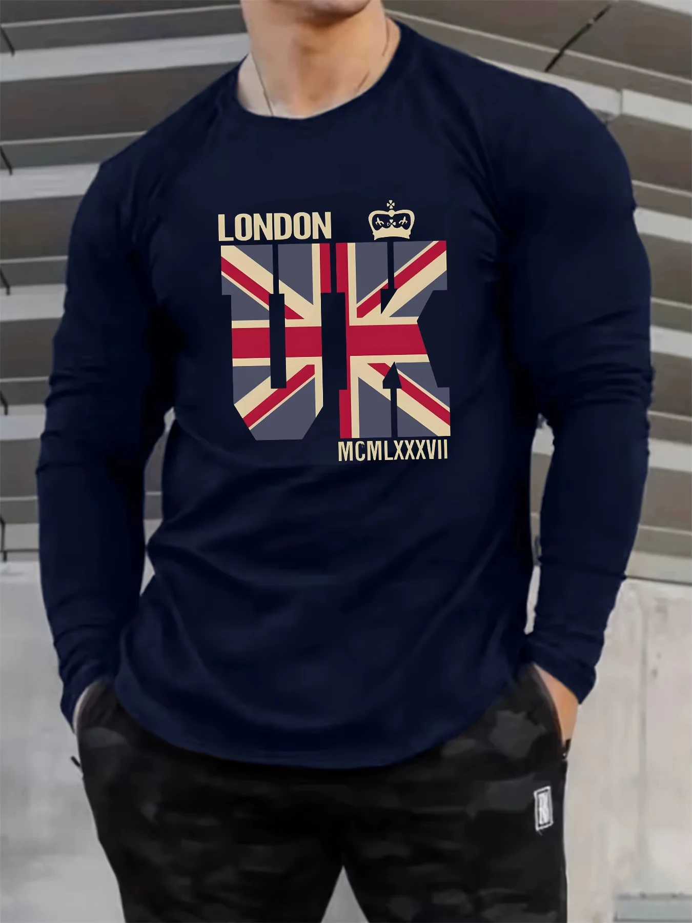 British Flag Letter Pattern Printed Men's T-shirts Spring and Summer Casual Fashionable  Round Neck Long Sleeved Pullover Tops