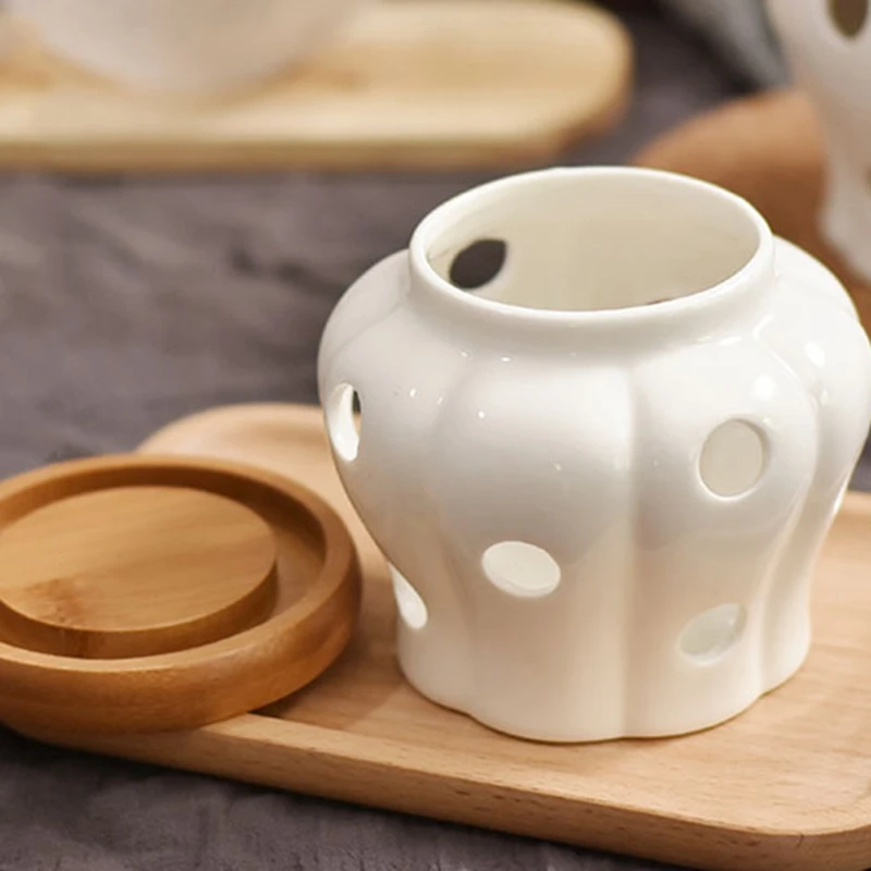 AT69 -Creative Ceramic Storage Cans Garlic Ginger Storage Tank Jar Bamboo Cover Kitchen Organizer Tools Home Decoration Accessor