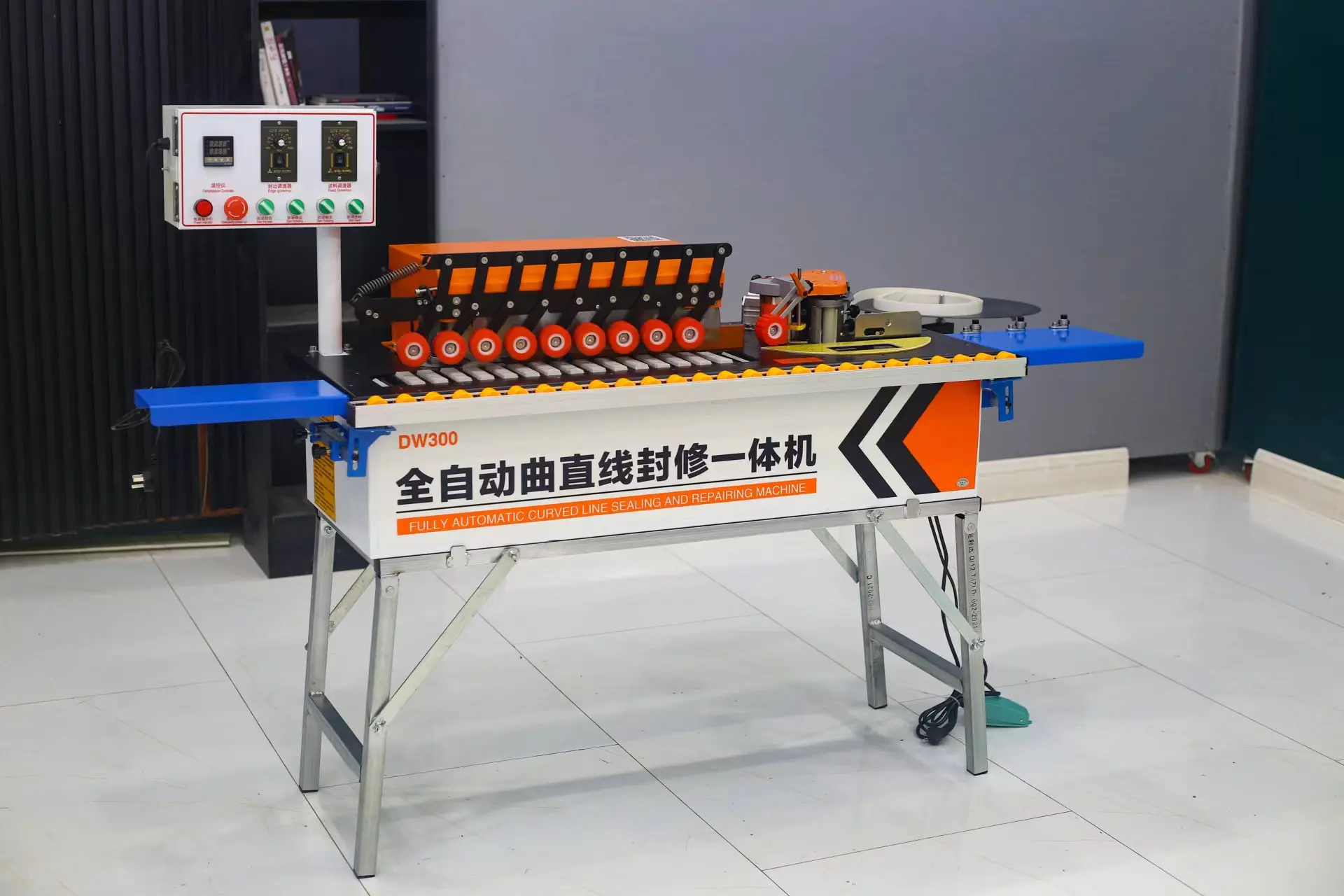 

Good Size Smaller Edge Bander Home Using Woodworking Machinery Fast Speed Full Auto Mini Straight Curve Edge Bander for Door