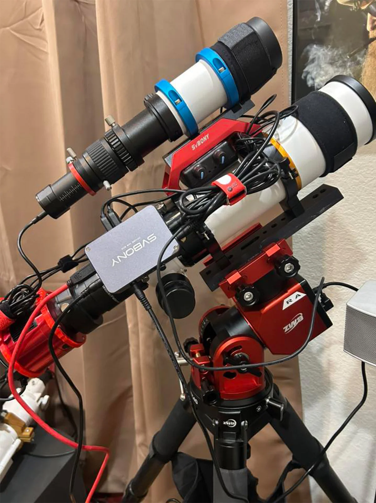 Svbony Astronomie-Mikro-DC+USB-Hub-Box SV241, verbessert mit Anti-Lichtleck-Design und Filter-Schubladenhalter für astronomische Teleskope. – Detail 23