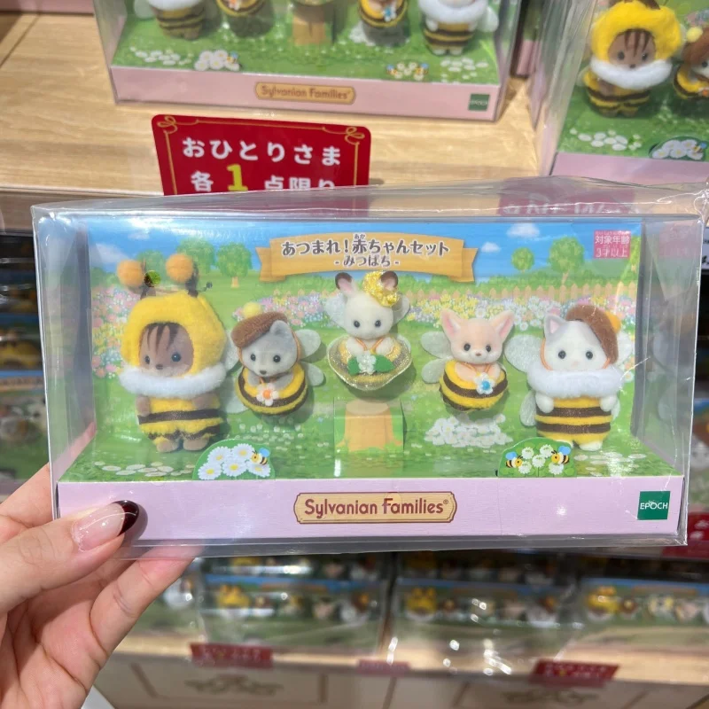 

Original 2025 Sylvanian Families Bees Anime Action Figure Kawaii Model Toy Gift Pendant Collection Doll Room Decoration Kids Toy