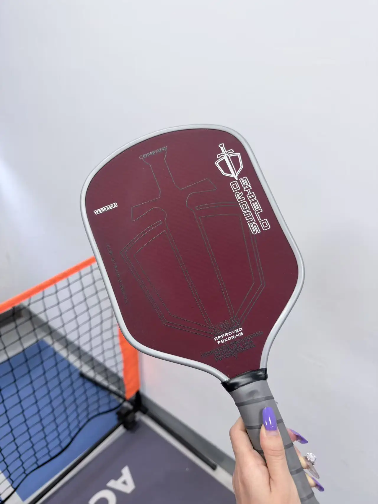 raquette-de-pickleball-de-16-mm-avec-surface-en-kevlar-nouveau-noyau-en-mousse-j2nf-haute-durabilite-competition-professionnelle-en-plein-air-entrainement-de-pickleball