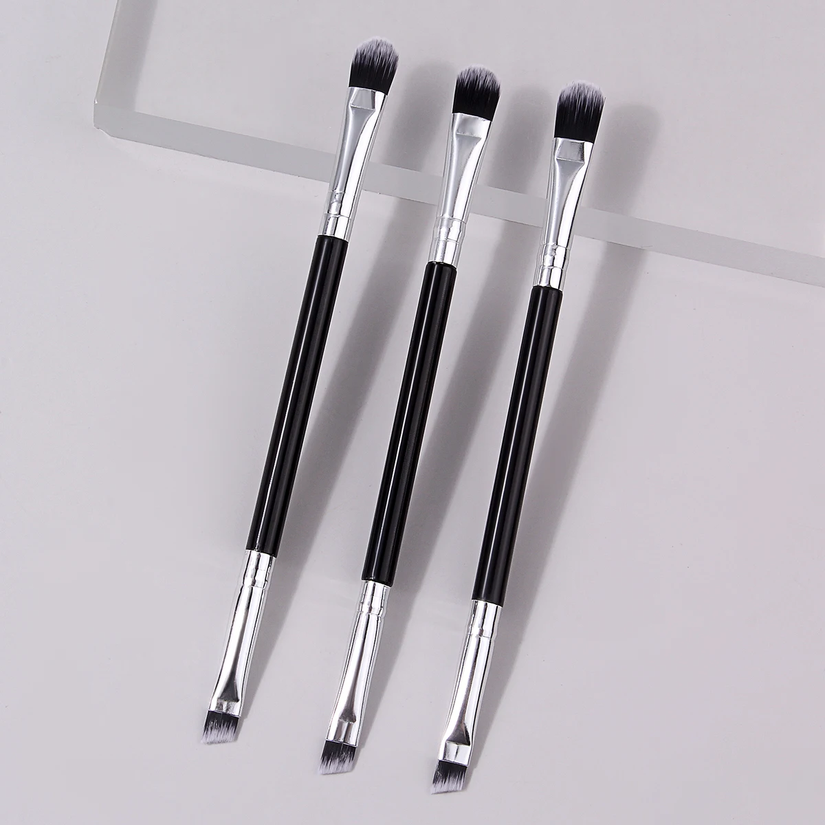 3PCS Double-Headed Makeup Brush Set,Eyeshadow Brush & Angled Brow Liner Brush All-In-One Eye Cosmetic Tools
