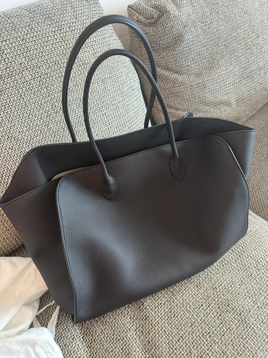 

High Quality Marlo17 Tote Bag Grainy Leather Bag Shoulder Bag Soft Cowhide Casual Fashion HandBag Large Capacity