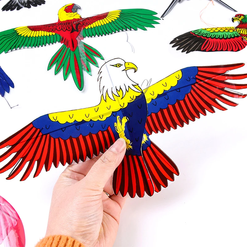 Cartoon Eagle pieghevole bambini aquilone Mini giocattoli di plastica aquilone + 40cm freno a mano canna da pesca giocattoli per bambini bambini giocattolo all'aperto