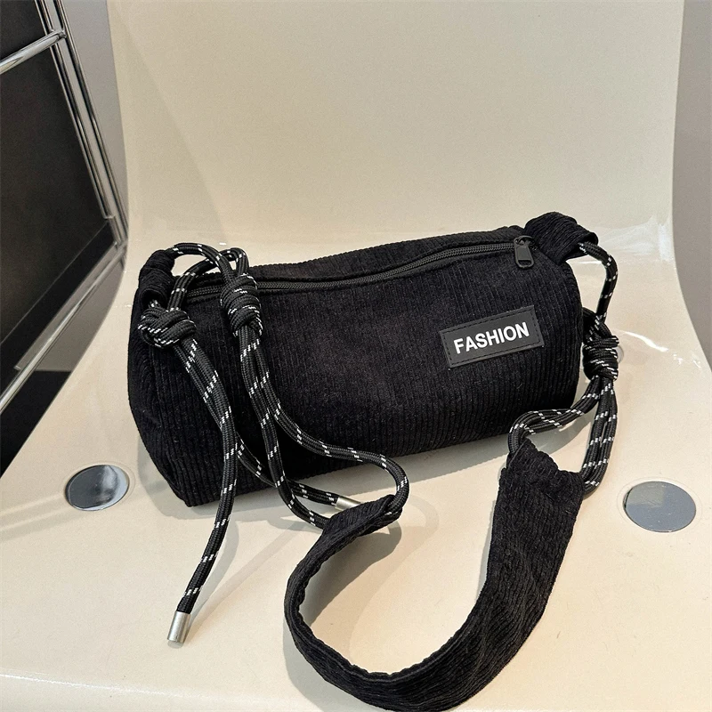 Fashionable Casual Women's Bag 2024 New Style Trendy round Cylinder Bag Versatile Single Shoulder Crossbody Bag in Style
