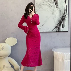 2024 nuova moda autunno rosa rosso pizzo sirena vestito Midi sottile per le donne scollo a V manica svasata scava fuori vestiti aderenti del partito