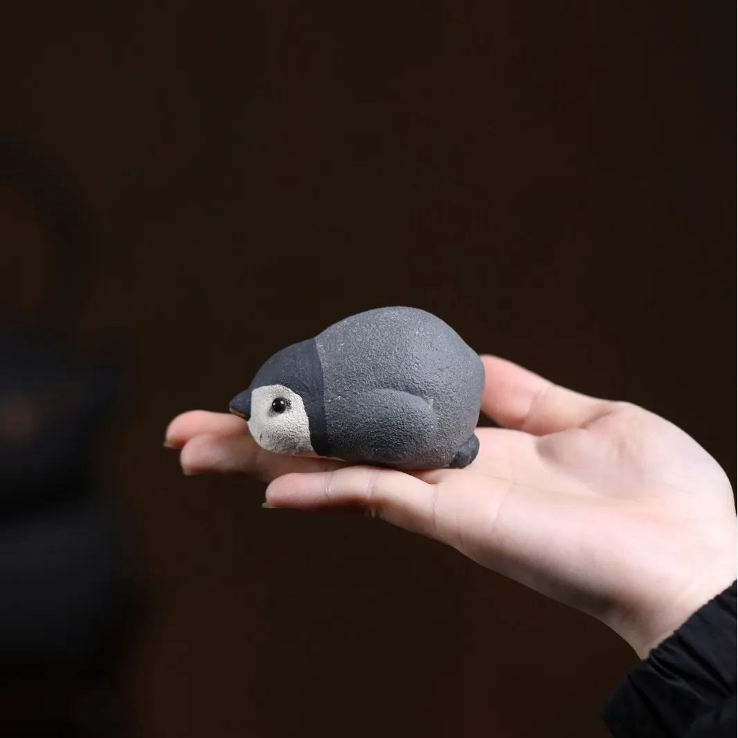 Purple Clay Pet Figurine Penguin Small Ornament Yixing Original Ore Handmade Accessory For Tea Enthusiasts Home Decoration